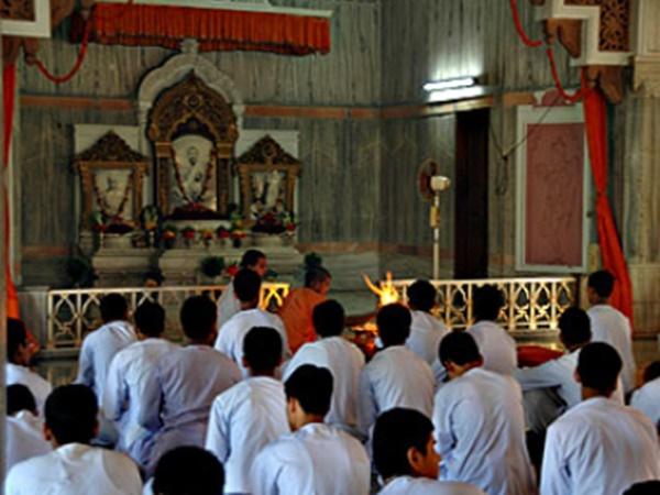ராமகிருஷ்ண மிஷன் வித்யாபீடம் .
