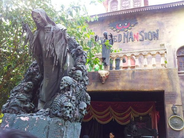பேய் மாளிகை மற்றும் நேரங்கள்: