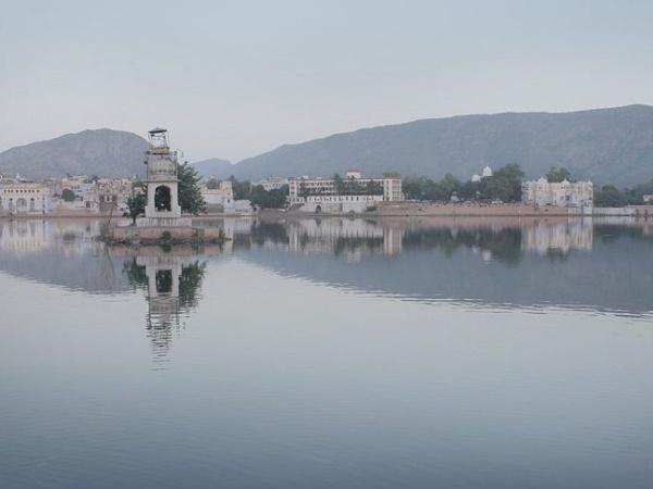 புஷ்கர் ஏரி