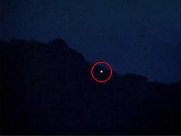 ஒளியாய் காட்சிதரும் சித்தர்கள்