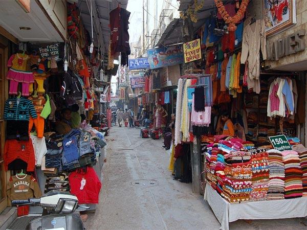 தில்லியின் தெருக்களில் ஒரு ஷாப்பிங்க் போகலாம்: