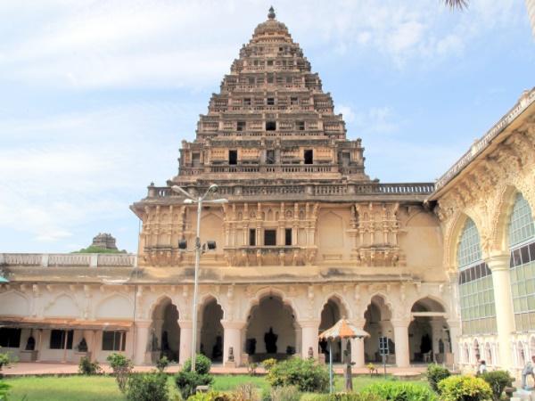 ராயல் மாளிகை அருங்காட்சியகம்