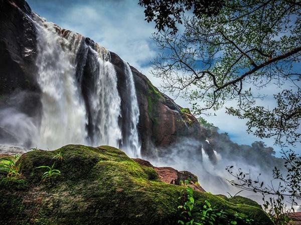 அதிரப்பள்ளி