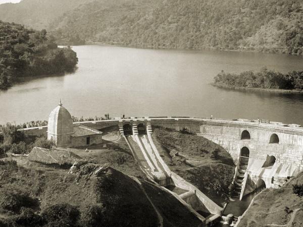 பீம்தால் ஏரி