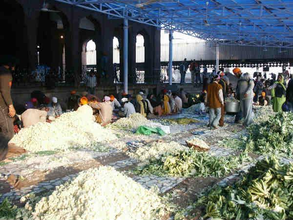 நினைக்கவே மலைப்பாக இருக்கிறது