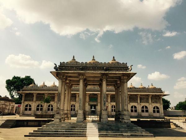 சர்கேஜ் ரோஷா, குஜராத்: