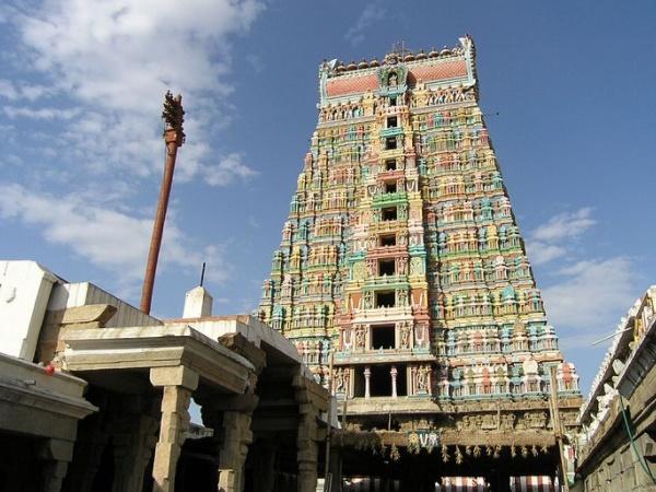 எப்போது வடிவமைக்கப்பட்டது