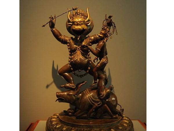கோயில் குளத்தின் மர்மம்