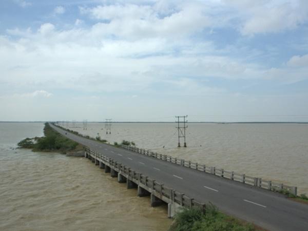 பழவேற்காடு ஏரி