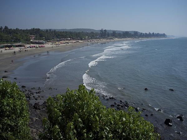 அரம்போள் பீச்