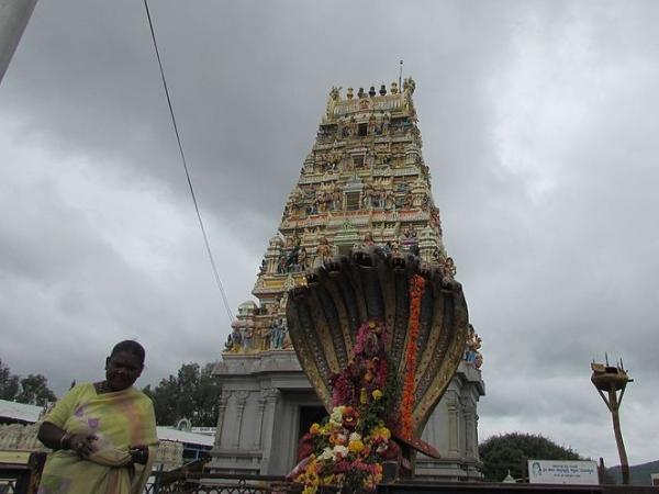 பக்தர்களின் சுற்றுலா