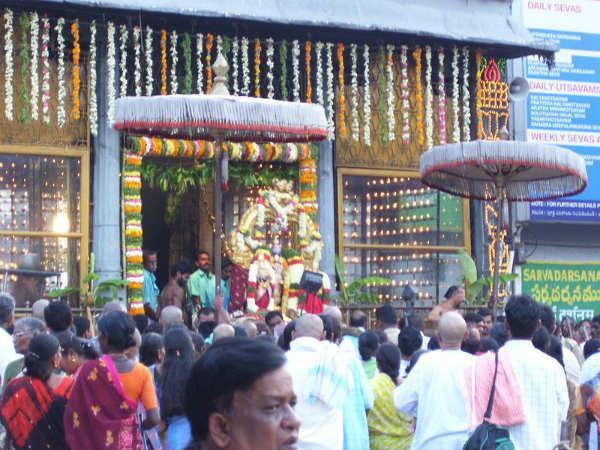 திருப்பதியை கட்டியவர் யார் தெரியுமா?