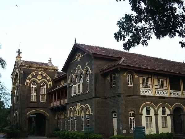 அருகிலுள்ள சுற்றுலா அம்சங்கள்