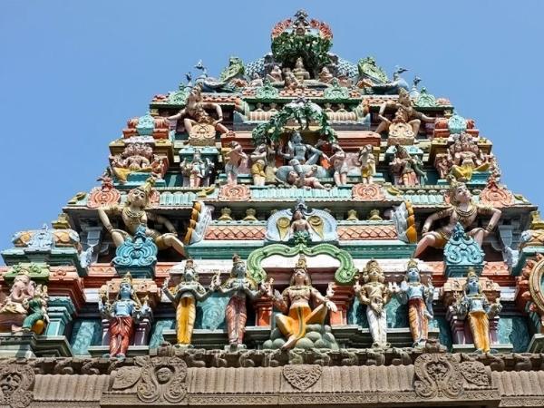 அருள்மிகு கோலவிழியம்மன் (கேது ஸ்தலம்):