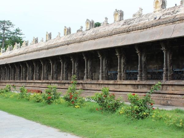 சன்னதிகள்