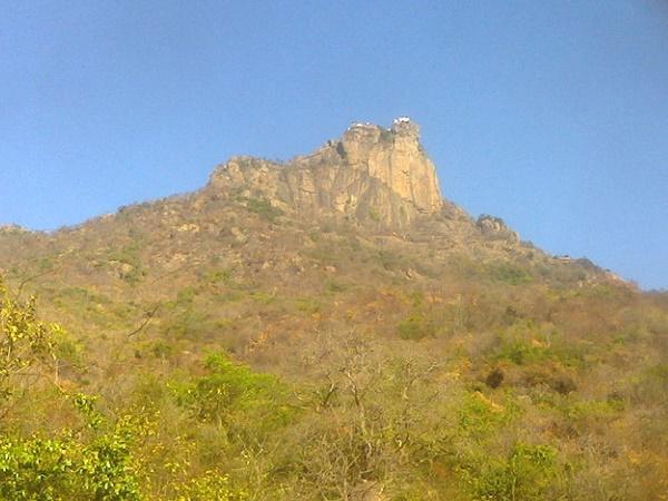 எங்க இருக்கு தெரியுமா ?