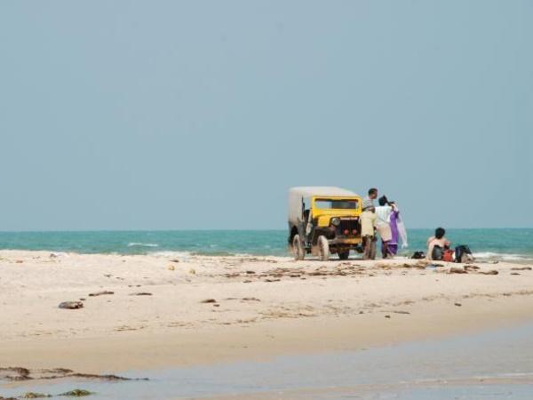 சூடுபிடித்த சுற்றுலா