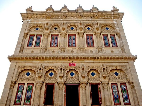 ஷிண்டே சாத்ரி