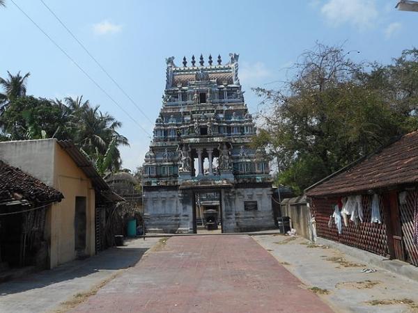 கடன் தீர்க்கும் சனைச்சர பகவான்
