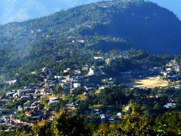தெமங்லாங்-ஐ சுற்றியிருக்கும் சுற்றுலாப் பகுதிகள்