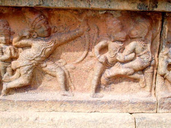 வித்தியாசமான சிற்பங்கள்!