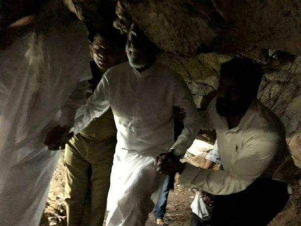 மகாஞானி பாபாஜி குகை: