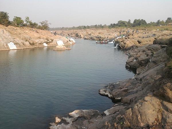 பவுரியில் மீன்பிடித்தல்