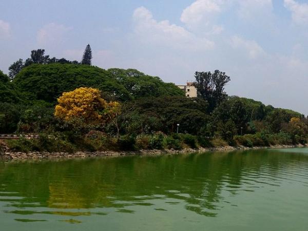 உல்சூர் ஏரி