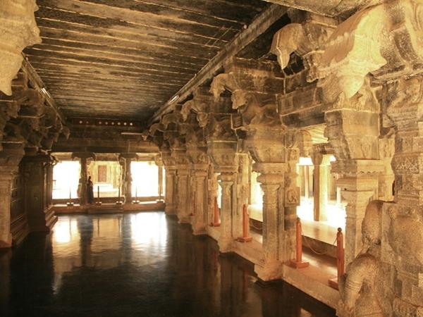 கோட்டைச் சுவர்