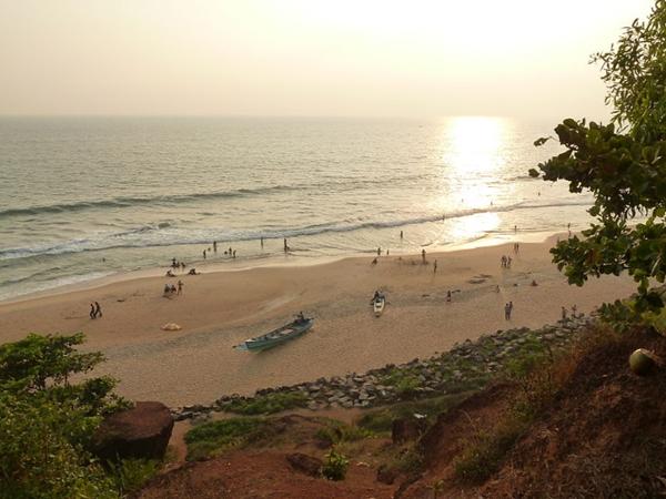 கடற்கரைச் சுற்றுலா