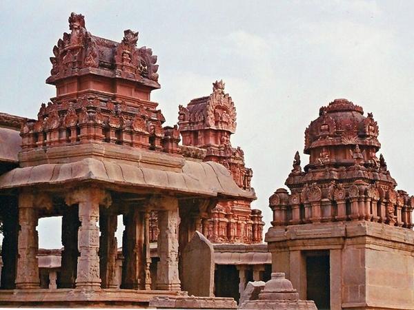 எங்கே உள்ளது ?