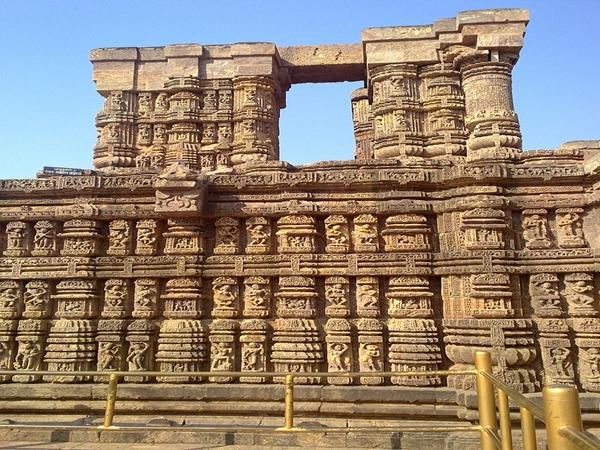 தரிசிக்கும் அனுபவம்