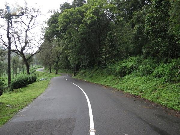 பொள்ளாச்சி - வால்பாறை