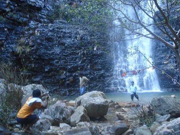 பெஞ்சக்கோனா நீர்வீழ்ச்சி
