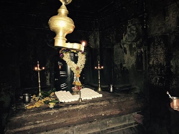 தான்தோன்றி லிங்கம்