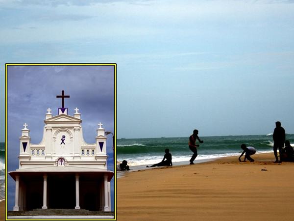 மணப்பாடு கடற்கரை