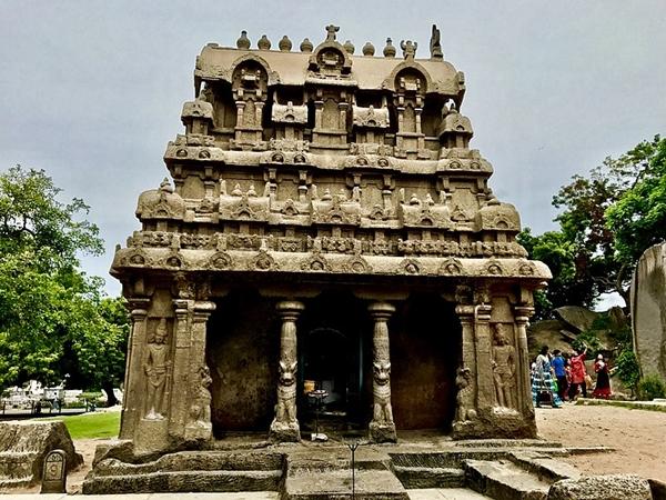 எங்கே உள்ளது ?