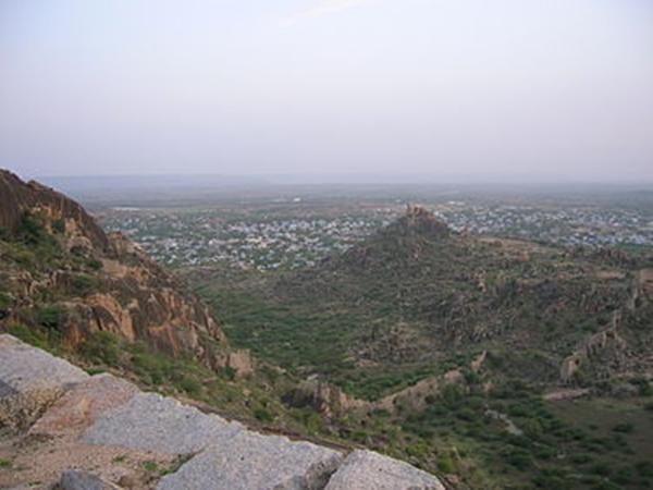 தேவரகொண்டா கோட்டை