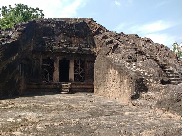 மொகலாராஜபுரம் குகைகள்