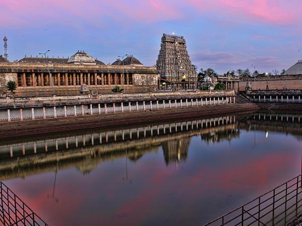 வழி சொல்கிறேன் கேளுங்கள்