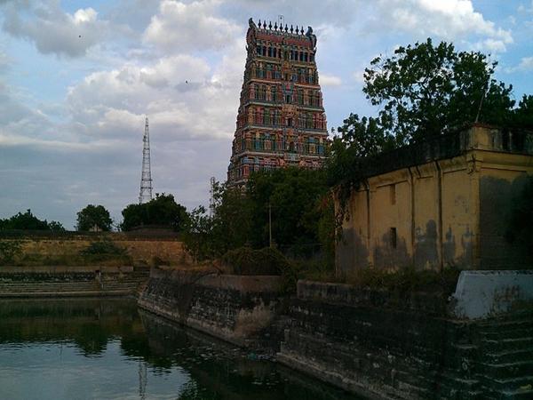 அருகில் காணவேண்டிய இடங்கள்