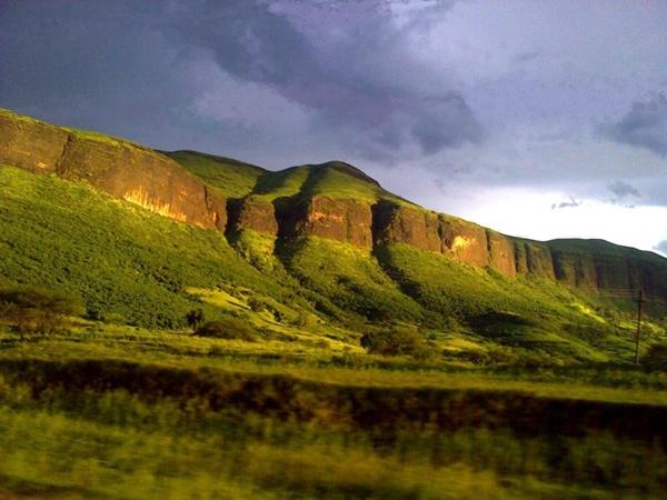 இகத்புரி