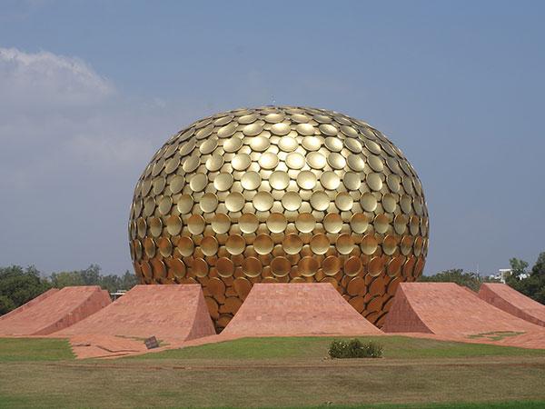 புதுமை மிளிரும் புதுச்சேரி