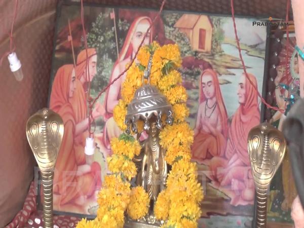 ஸ்ரீ தஷ்னாமி அக்கார மந்திர்