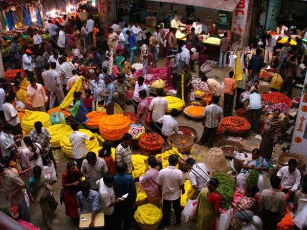ரெசிடென்சி ரோடு