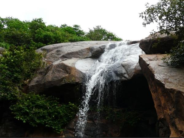 சுவாமி மலைக் குன்றுகள்