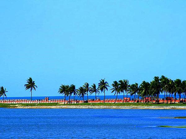 கிழக்கு கடற்கரை சாலை