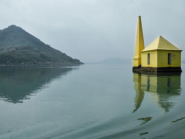 காளிஜெய் தீவு