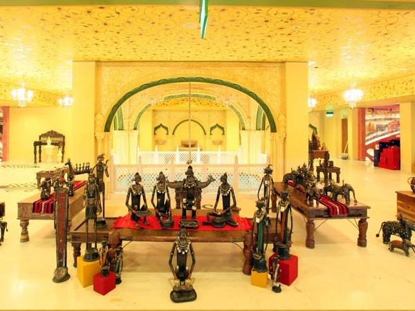 காண்பவரின் மனதை கவரும் கண்கவர் நிகழ்ச்சிகள்