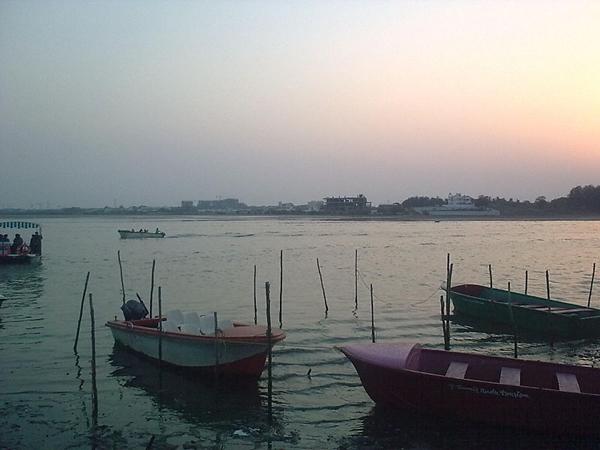 முத்துக்காடு காயல் நீர்